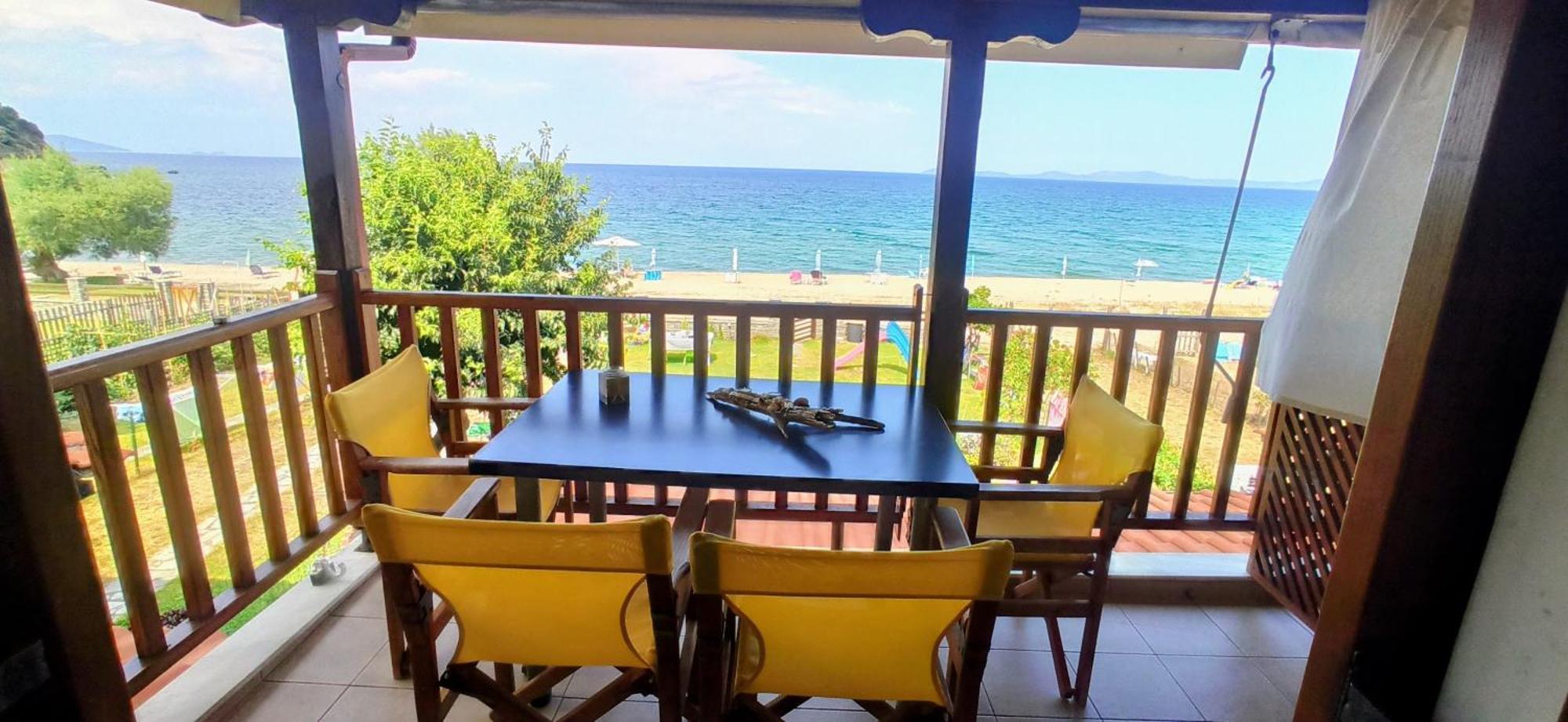 Villa Xd Al Mare Ierissós Esterno foto