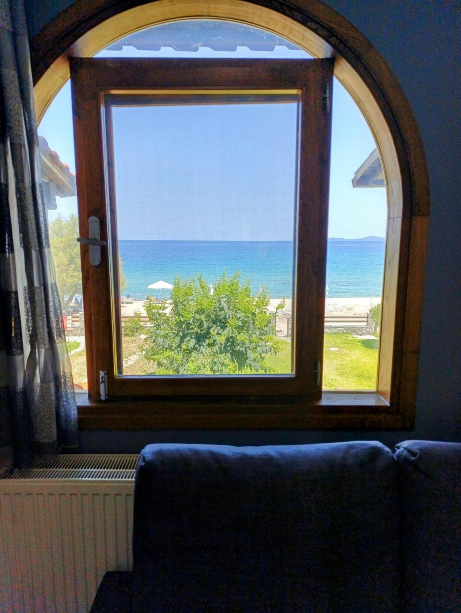 Villa Xd Al Mare Ierissós Esterno foto